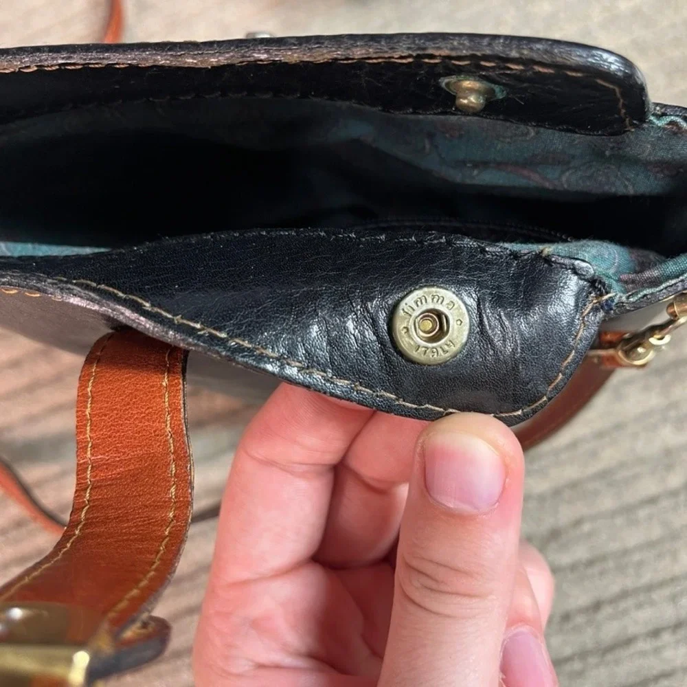 Vintage Italian Leather Crossbody Bag Black Brown Trim Turn Lock Small Bucket